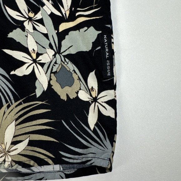 Natural Issue Hawaiian Shirt Men L Black Tropical Floral Viscose Rayon S/S - Picture 4 of 11